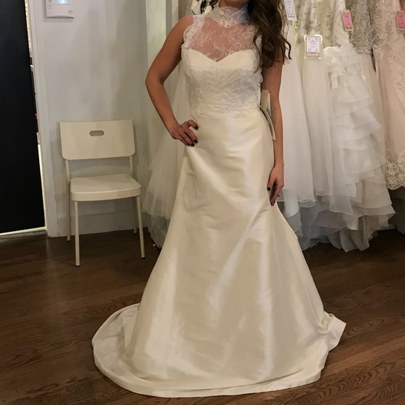 NWT Essence of Australia Strapless Ballgown Wedding Dress, Size 10 - Picture 9 of 9